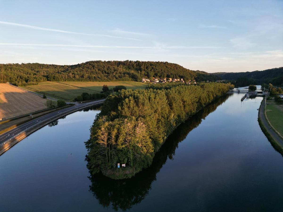 Aux Berges Du Bocq Villa Yvoir Luaran gambar